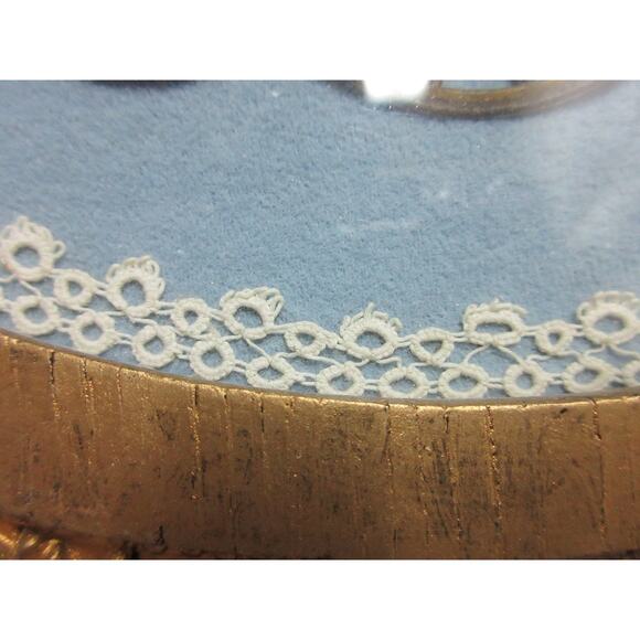 VTG Decoupage Picture 3D Victorian Style Gold Oval Frame Lace Trim 12" x10" - Picture 5 of 8